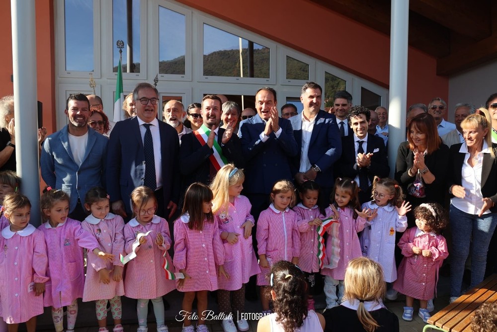 L'inaugurazione del nuovo polo scolastico (Foto Battisti)