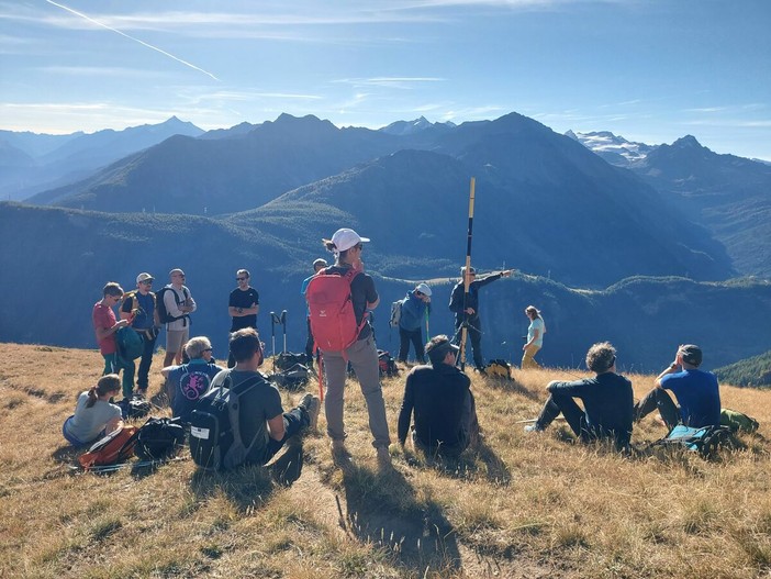 Tre giornate di confronto, a Courmayeur, per rafforzare la prevenzione del rischio valanghe Tre giornate di confronto, a Courmayeur, per rafforzare la prevenzione del rischio valanghe