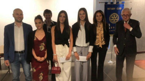 Bra, borsa di studio alla studentessa più meritevole: premiata Sara Ferrero Bra, borsa di studio alla studentessa più meritevole: premiata Sara Ferrero