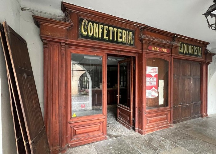 L'antico Bar Commercio di Racconigi che diventerà il "Baricentro"