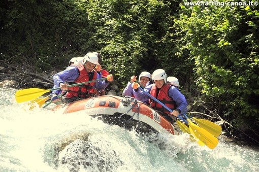 Questo weekend la Valle Stura si vive dal fiume: rafting, natura ed emozioni allo Stura River Village