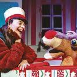 Lo spettacolo “Rudolph – Operazione Natale” apre la rassegna famiglie al teatro di Alba Lo spettacolo “Rudolph – Operazione Natale” apre la rassegna famiglie al teatro di Alba