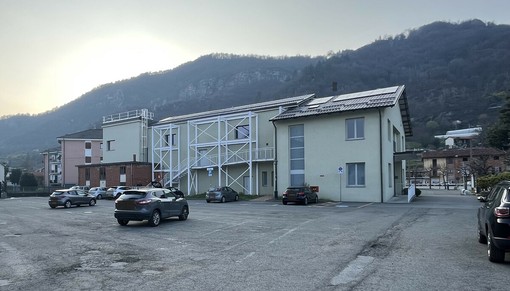 Piazza San Giovanni Bosco a Revello sarà in parte adibita ad area di sosta per camper