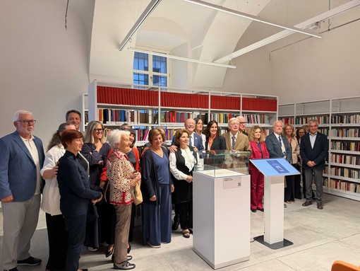 Una lettera autografa di Mazzini entra nel patrimonio di Cuneo: il dono del Rotary Club per il Centenario Una lettera autografa di Mazzini entra nel patrimonio di Cuneo: il dono del Rotary Club per il Centenario