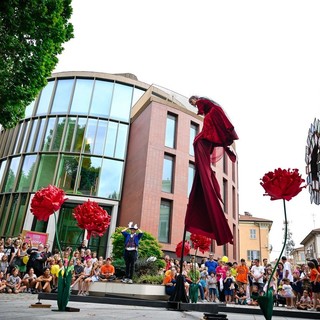 “A tutto tondo” torna al Rondò dei Talenti: a Cuneo quattro giorni dedicati al futuro dell’educazione “A tutto tondo” torna al Rondò dei Talenti: a Cuneo quattro giorni dedicati al futuro dell’educazione
