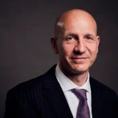 Luminare nella chirurgia oncoplastica della mammella, il dottor Riccardo Bonomi dirigerà la Senologia del Santa Croce