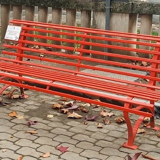 La panchina rossa a Revello