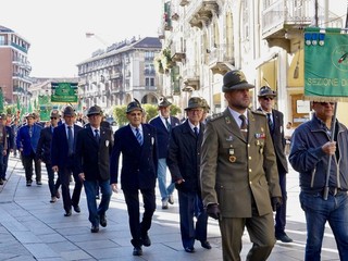 Momenti del 29° raduno degli Artiglieri del Gruppo Aosta - foto Paola Ravazzi Momenti del 29° raduno degli Artiglieri del Gruppo Aosta - foto Paola Ravazzi