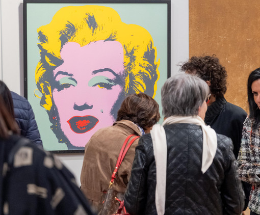 Cherasco, la Pop Art si respira: al Salmatoris un viaggio tra profumi e colori Cherasco, la Pop Art si respira: al Salmatoris un viaggio tra profumi e colori