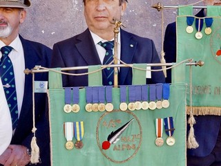 Momenti del 29° raduno degli Artiglieri del Gruppo Aosta - foto Paola Ravazzi Momenti del 29° raduno degli Artiglieri del Gruppo Aosta - foto Paola Ravazzi