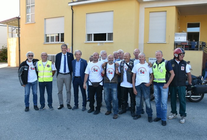 Quando la solidarietà sale in sidecar: a Bra una giornata di sorrisi e inclusione Quando la solidarietà sale in sidecar: a Bra una giornata di sorrisi e inclusione