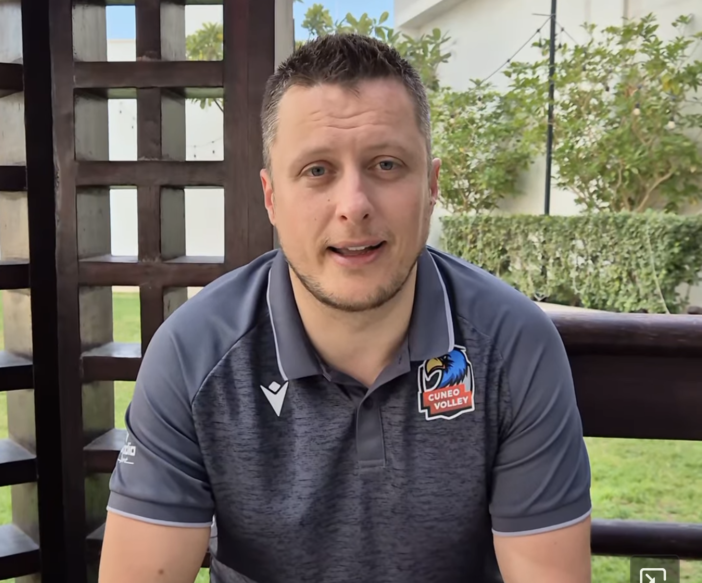 Il presidente del Cuneo Volley da Dubai: "Grazie per la vicinanza. Non capita tutti i giorni di sentire un allarme missilistico" [VIDEO]