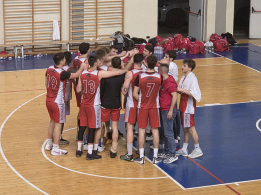 BASKET C-M / La Cogal Savigliano soffre ma tiene il vantaggio: Pantere in coda alla stagione