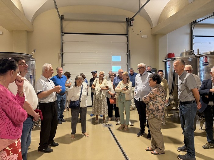 Ex dipendenti Coldiretti Cuneo riuniti a Sinio: nasce l'associazione "Lavoro, Amicizia, Solidarietà" Ex dipendenti Coldiretti Cuneo riuniti a Sinio: nasce l'associazione "Lavoro, Amicizia, Solidarietà"