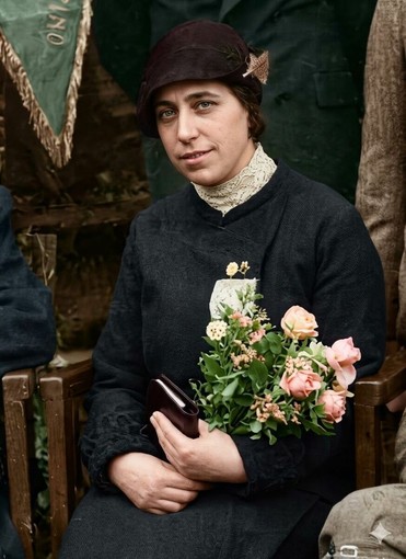 Clotilde Faramia Luciano all'inaugurazione della sede degli Alpini di Savigliano dopo la seconda Guerra mondiale