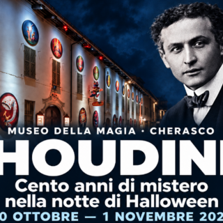 Cento anni dal mito di Houdini: al Museo della Magia di Cherasco un weekend speciale per Halloween Cento anni dal mito di Houdini: al Museo della Magia di Cherasco un weekend speciale per Halloween
