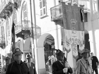 Momenti del 29° raduno degli Artiglieri del Gruppo Aosta - foto Paola Ravazzi Momenti del 29° raduno degli Artiglieri del Gruppo Aosta - foto Paola Ravazzi