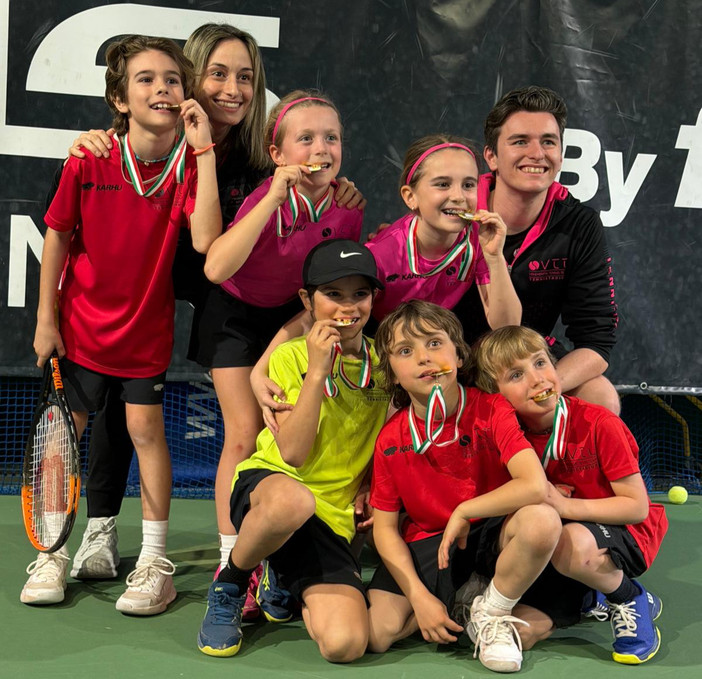 TENNIS / La VTT Lagnasco conquista il titolo regionale giovanile Super Orange: trionfo degli under 10 TENNIS / La VTT Lagnasco conquista il titolo regionale giovanile Super Orange: trionfo degli under 10