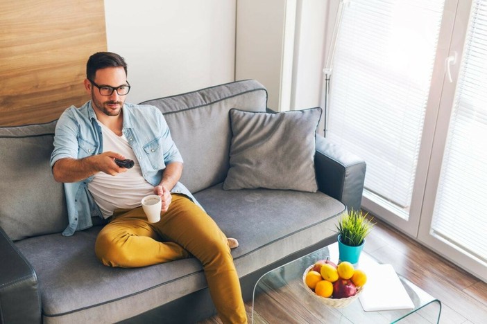 Come guardare canali stranieri su una Smart TV in Europa