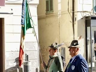 Momenti del 29° raduno degli Artiglieri del Gruppo Aosta - foto Paola Ravazzi Momenti del 29° raduno degli Artiglieri del Gruppo Aosta - foto Paola Ravazzi