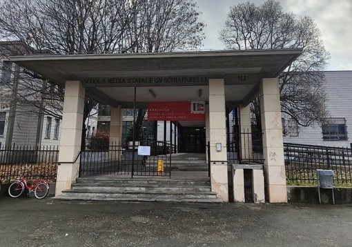 Ingresso dell'Istituto Comprensivo Santorre di Santarosa a Savigliano