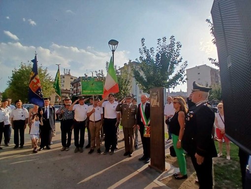 Saluzzo, intitolazione dei Giardini di piazza Battaglione Alpini ai "Caduti e protagonosti dei fatti di Ora" Saluzzo, intitolazione dei Giardini di piazza Battaglione Alpini ai "Caduti e protagonosti dei fatti di Ora"