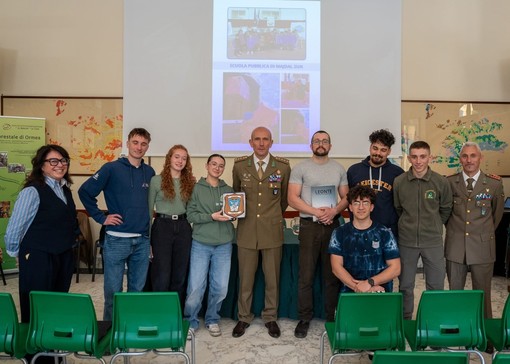 Prevenzione dei conflitti, il II Reggimento Alpini e il suo comandante ospiti alla Scuola Forestale di Ormea