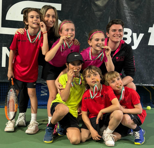 TENNIS / La VTT Lagnasco conquista il titolo regionale giovanile Super Orange: trionfo degli under 10