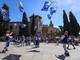 Grande successo hanno riscosso anche gli Sbandieratori e Musici del Borgo San Lorenzo di Alba, invitati dal Comune di Sant Cugat a partecipare agli eventi di folclore della Festa Major Grande successo hanno riscosso anche gli Sbandieratori e Musici del Borgo San Lorenzo di Alba, invitati dal Comune di Sant Cugat a partecipare agli eventi di folclore della Festa Major