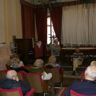 Un incontro di lettura organizzato a Savigliano dalle associazioni “Cenacolo Clemente Rebora” e “Massimiliano Kolbe”