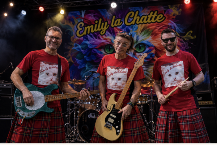 Niente Oktoberfest? La risposta la danno gli Emily la Chatte con la canzone “Cuneo Capitale Bavarese” Niente Oktoberfest? La risposta la danno gli Emily la Chatte con la canzone “Cuneo Capitale Bavarese”