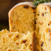 Croce Rossa Cuneo, torna il Natale solidale: un panettone per donare un nuovo pulmino ai disabili Croce Rossa Cuneo, torna il Natale solidale: un panettone per donare un nuovo pulmino ai disabili