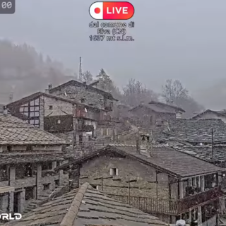 Nevicata in corso a Elva Nevicata in corso a Elva