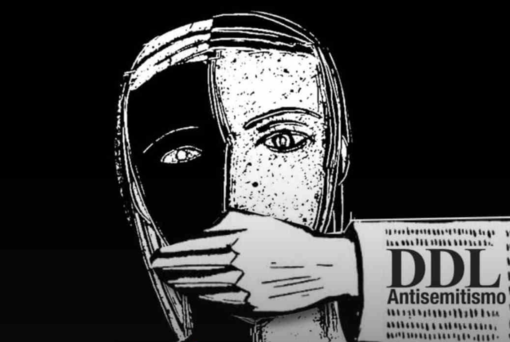 Cuneo, presidio contro il ddl sull'antisemitismo: "Non si può equiparare la critica a Israele all'odio razziale" Cuneo, presidio contro il ddl sull'antisemitismo: "Non si può equiparare la critica a Israele all'odio razziale"