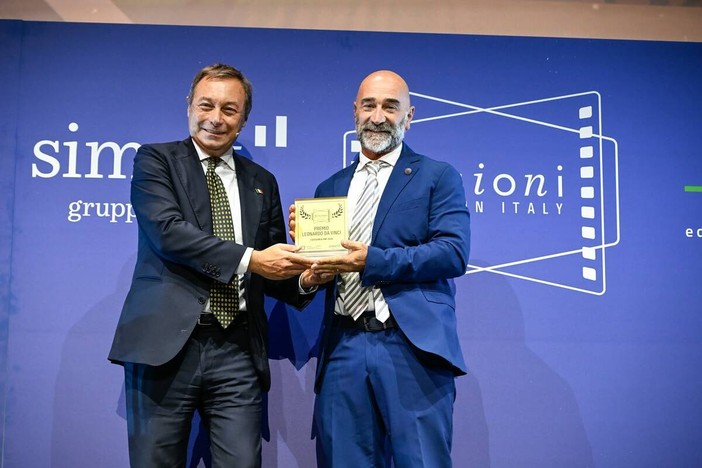 L'azienda cuneese Ripet premiata a Roma per il docu-film “No Straight Line” L'azienda cuneese Ripet premiata a Roma per il docu-film “No Straight Line”