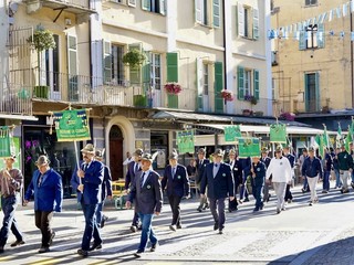 Momenti del 29° raduno degli Artiglieri del Gruppo Aosta - foto Paola Ravazzi Momenti del 29° raduno degli Artiglieri del Gruppo Aosta - foto Paola Ravazzi