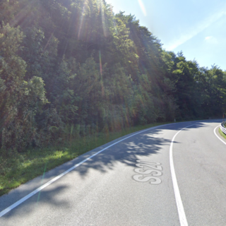 Foto da Google maps del chilometro 101 della SS 20, quello interessato dagli eventuali distacchi