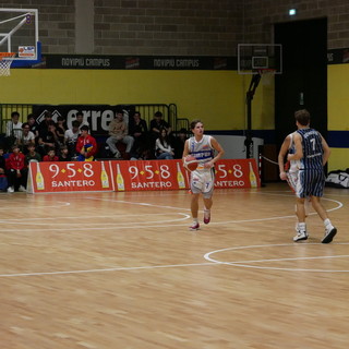 BASKET SERIE C-M / La S. Bernardo Campus non si ferma più: superata anche Genova, è il quarto successo consecutivo