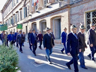 Momenti del 29° raduno degli Artiglieri del Gruppo Aosta - foto Paola Ravazzi Momenti del 29° raduno degli Artiglieri del Gruppo Aosta - foto Paola Ravazzi