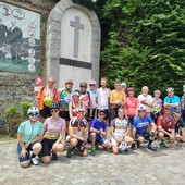 L'arrivo del gruppo ciclistico dei "Ciapamusche" alla Basilica di Superga L'arrivo del gruppo ciclistico dei "Ciapamusche" alla Basilica di Superga