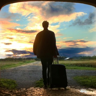 Il boom del "Solo Travel" condiviso: Stograntour fa luce sulle nuove abitudini di viaggio di Millennial e Gen Z
