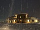 L'esterno del Resort Monviso, sotto la neve