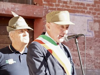 Momenti del 29° raduno degli Artiglieri del Gruppo Aosta - foto Paola Ravazzi Momenti del 29° raduno degli Artiglieri del Gruppo Aosta - foto Paola Ravazzi