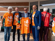 Alba: volontari in partenza dal Palazzo Mostre e Congressi Alba: volontari in partenza dal Palazzo Mostre e Congressi