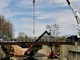 I lavori di posa del nuovo ponte di via Alba I lavori di posa del nuovo ponte di via Alba