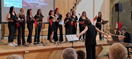 Lo "Sparkling choir" canterà nel concerto di Natale a Martiniana Po