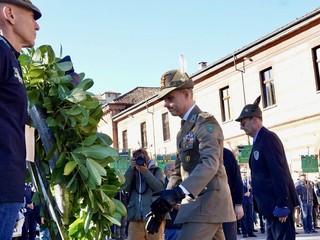 Momenti del 29° raduno degli Artiglieri del Gruppo Aosta - foto Paola Ravazzi Momenti del 29° raduno degli Artiglieri del Gruppo Aosta - foto Paola Ravazzi