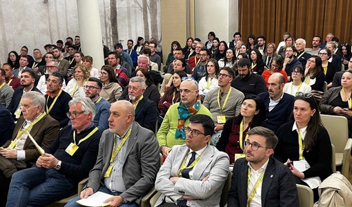 Vino e giovani, Coldiretti Cuneo: "I nuovi linguaggi non tradiscano l'identità" Vino e giovani, Coldiretti Cuneo: "I nuovi linguaggi non tradiscano l'identità"