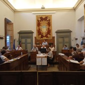 Saluzzo, Tari (tassa rifiuti) e Fondazione Bertoni tengono banco in Consiglio comunale