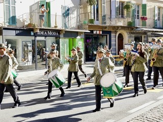 Momenti del 29° raduno degli Artiglieri del Gruppo Aosta - foto Paola Ravazzi Momenti del 29° raduno degli Artiglieri del Gruppo Aosta - foto Paola Ravazzi